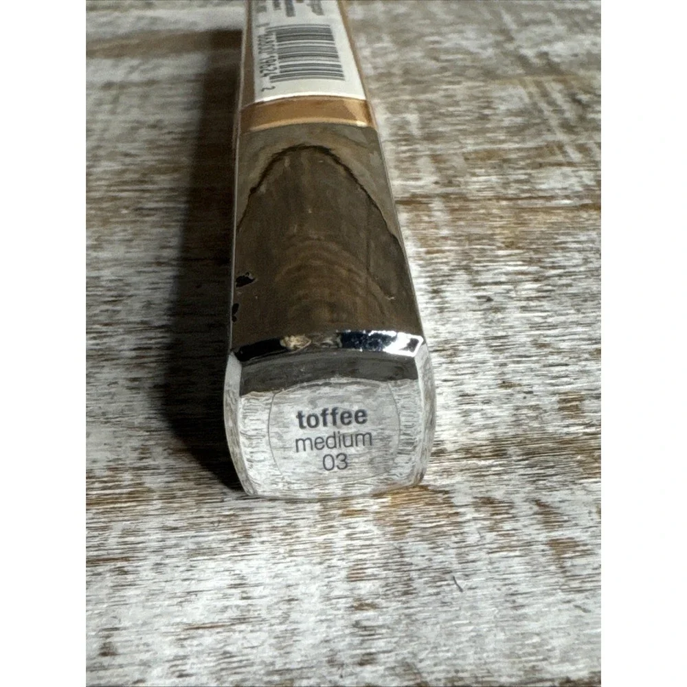 Neutrogena Healthy Skin Radiant Cream Concealer Toffee 3 |‎ MSRP = $15